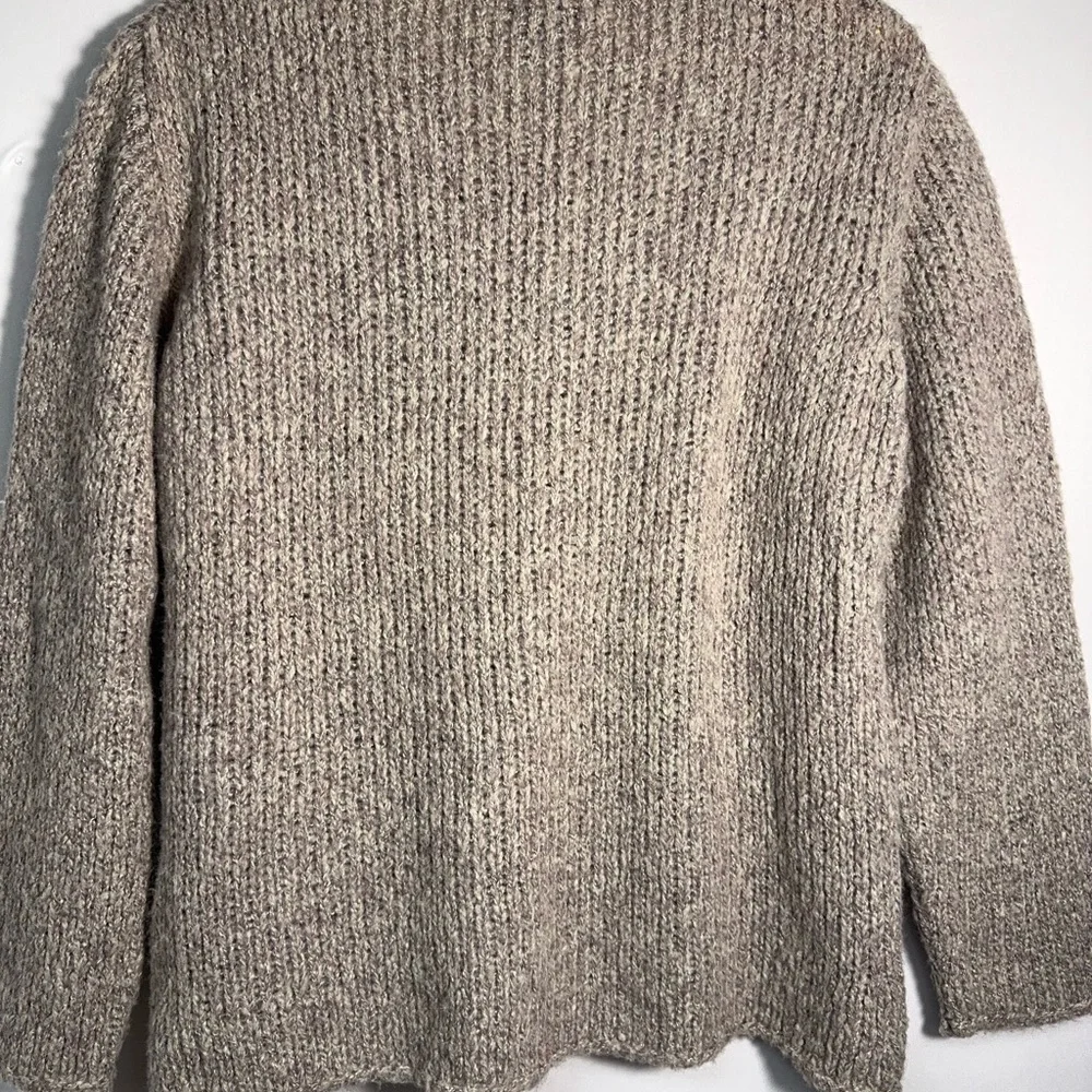 Women's Soft Taupe V-Neck Sweater made in‎ Italy